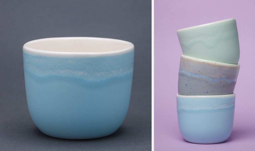 Фотографии керамических чашек на сером и розовом фонах